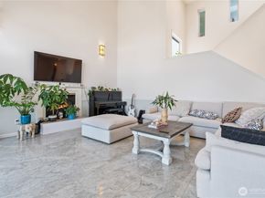 9844 arrowsmith Avenue S, Seattle WA 98118