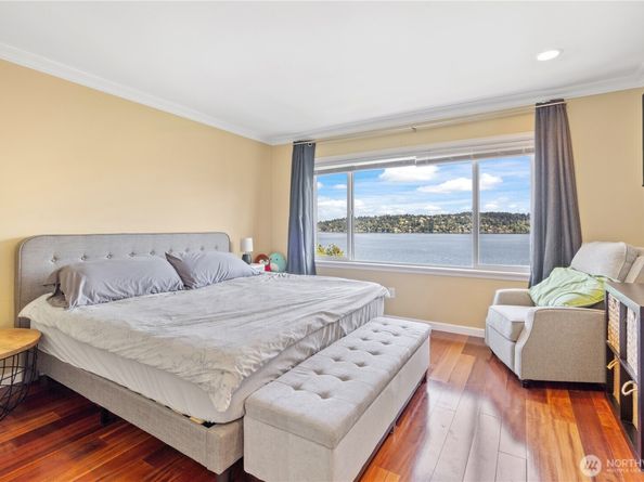 9844 arrowsmith Avenue S, Seattle WA 98118