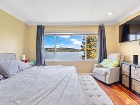 9844 arrowsmith Avenue S, Seattle WA 98118
