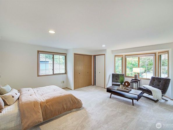 4260 246th Place SE, Sammamish WA 98029