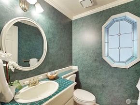 4260 246th Place SE, Sammamish WA 98029