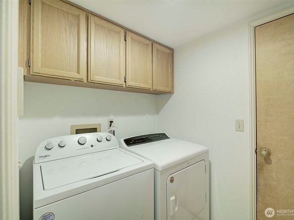 4260 246th Place SE, Sammamish WA 98029