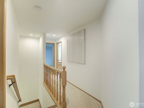 4260 246th Place SE, Sammamish WA 98029