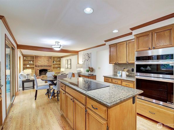 4260 246th Place SE, Sammamish WA 98029