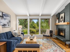 820 W Sunset Way, Issaquah WA 98027