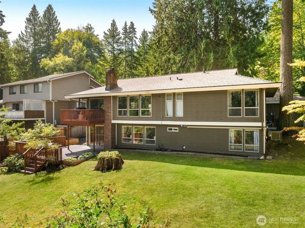 820 W Sunset Way, Issaquah WA 98027
