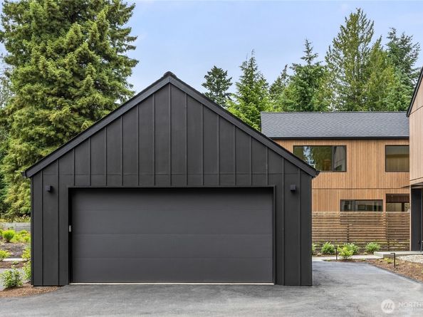 600 Park Avenue NE, Bainbridge Island WA 98110