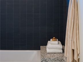 600 Park Avenue NE, Bainbridge Island WA 98110