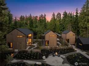 600 Park Avenue NE, Bainbridge Island WA 98110