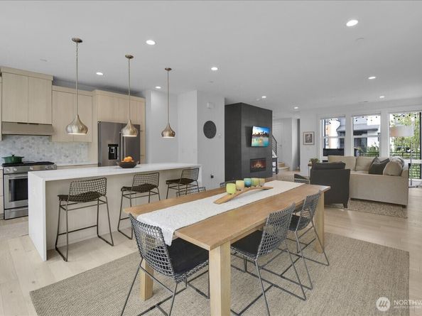 9615 NE 183rd Street D, Bothell WA 98011