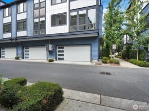 9615 NE 183rd Street D, Bothell WA 98011