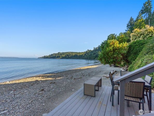 10212 SW 127th Street, Vashon WA 98070