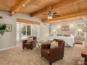 9488 Katherine Place NE, Bainbridge Island WA 98110