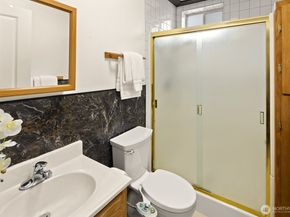 1832 SE 16th Place, Renton WA 98055