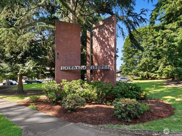 1832 SE 16th Place, Renton WA 98055