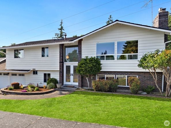 1832 SE 16th Place, Renton WA 98055