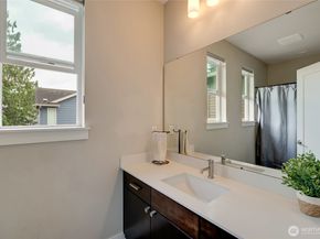 20025 6th Drive SE, Bothell WA 98012