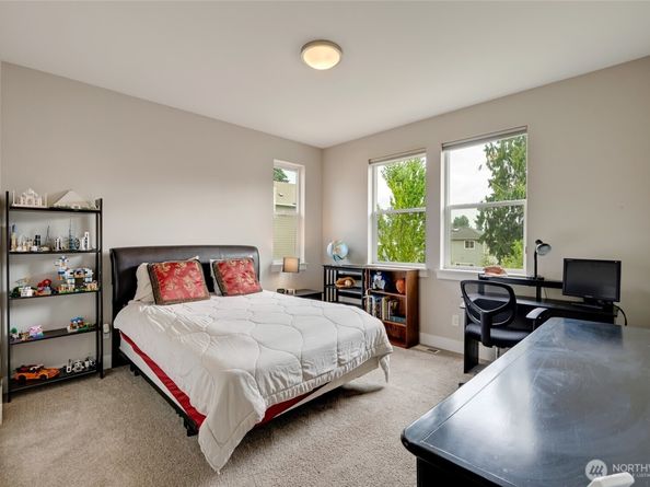 20025 6th Drive SE, Bothell WA 98012