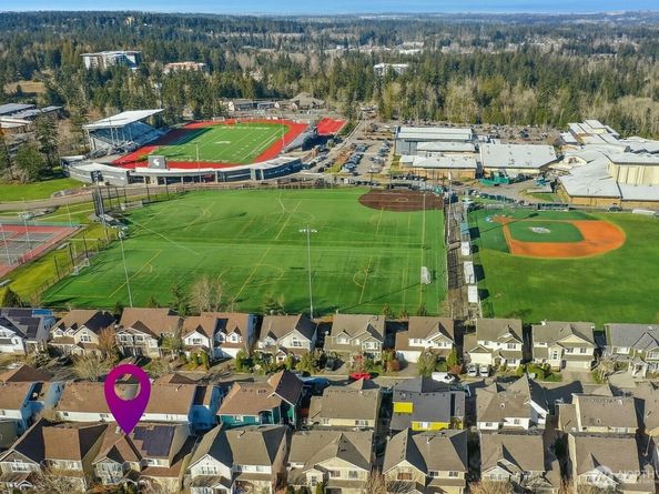 22926 SE 13th Way, Sammamish WA 98075