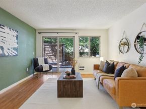 275 W Roy Street 114, Seattle WA 98119