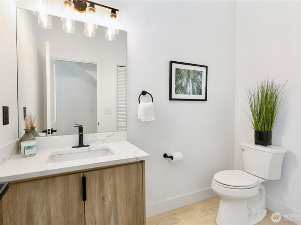 12236 77th Avenue S, Seattle WA 98178
