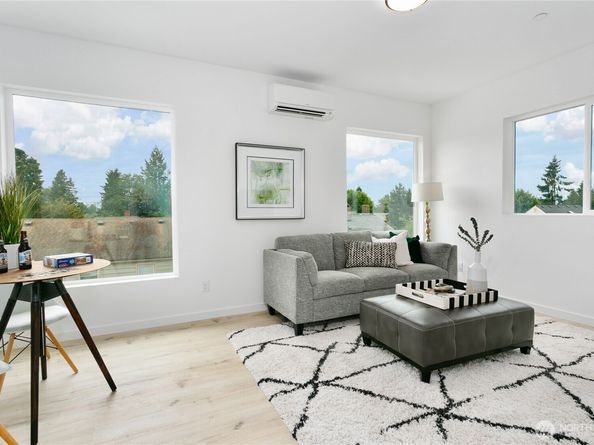 12236 77th Avenue S, Seattle WA 98178