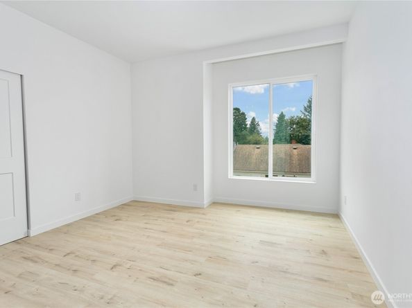 12236 77th Avenue S, Seattle WA 98178