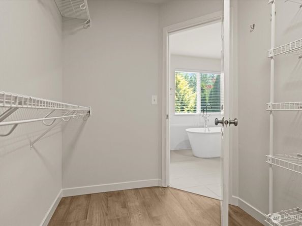11829 Wilmington Way, Mukilteo WA 98275