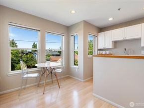 2101 N 55th Street 206, Seattle WA 98103