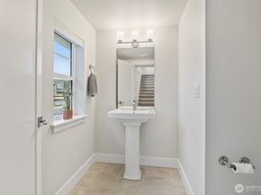26637 NE Boyd Way 102, Duvall WA 98019
