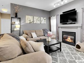 17736 134th Lane SE G2, Renton WA 98058