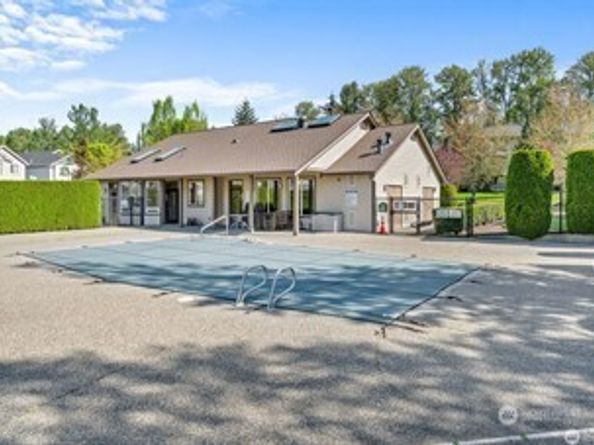 17736 134th Lane SE G2, Renton WA 98058