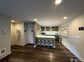 11909 93rd Lane NE 203, Kirkland WA 98034