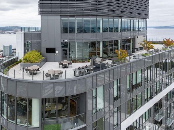 2510 6th Avenue 3502, Seattle WA 98121