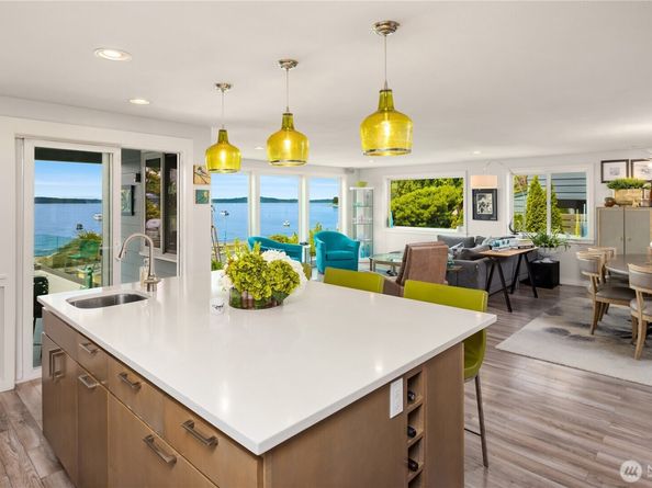 8917 Fauntleroy Way SW, Seattle WA 98136