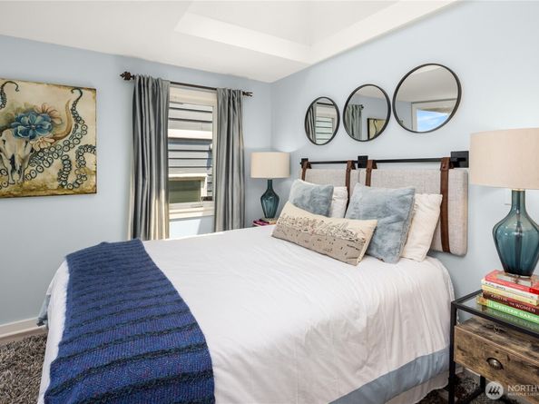8917 Fauntleroy Way SW, Seattle WA 98136