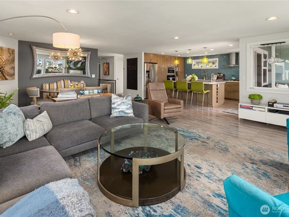 8917 Fauntleroy Way SW, Seattle WA 98136
