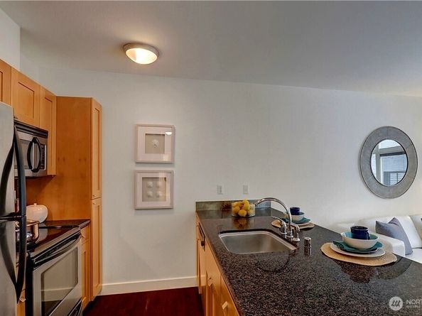 1610 Belmont Avenue 415, Seattle WA 98122