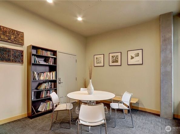 1610 Belmont Avenue 415, Seattle WA 98122