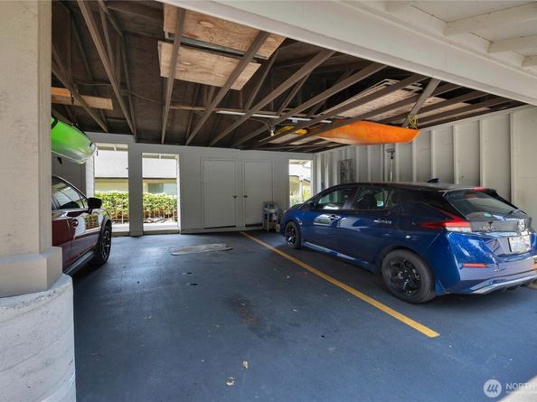 23509 Lakeview Drive A101, Mountlake Terrace WA 98043