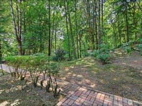 1080 Ridgewood Circle SW, Issaquah WA 98027
