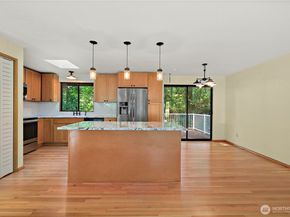 1080 Ridgewood Circle SW, Issaquah WA 98027