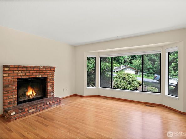 1080 Ridgewood Circle SW, Issaquah WA 98027