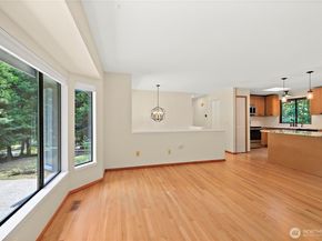 1080 Ridgewood Circle SW, Issaquah WA 98027