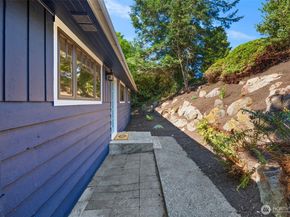 8139 14th Avenue SW, Seattle WA 98106
