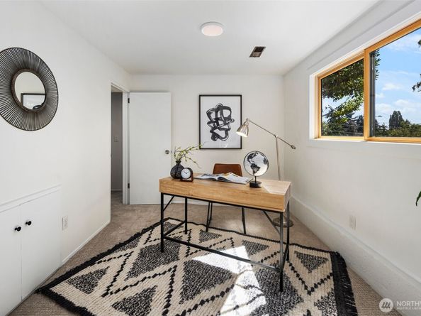 8139 14th Avenue SW, Seattle WA 98106