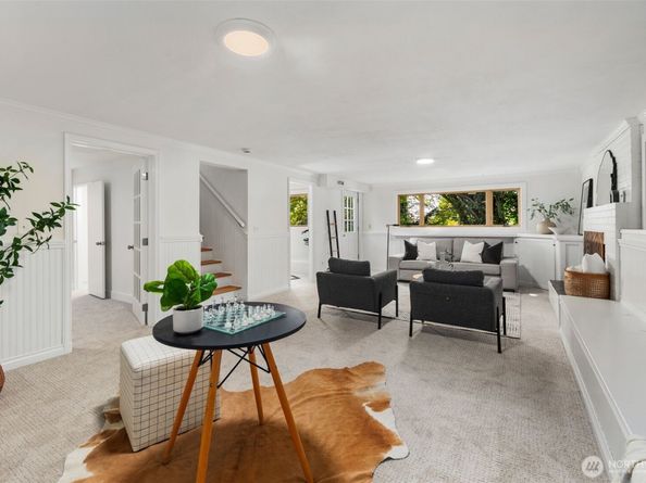 8139 14th Avenue SW, Seattle WA 98106