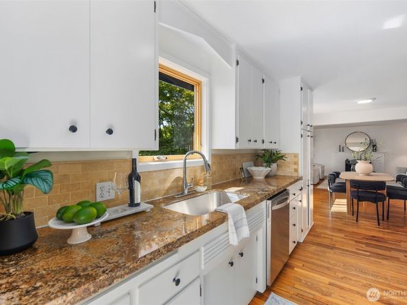 8139 14th Avenue SW, Seattle WA 98106