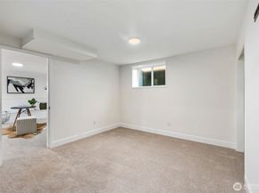 8139 14th Avenue SW, Seattle WA 98106