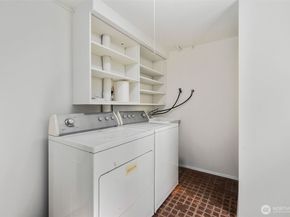 8139 14th Avenue SW, Seattle WA 98106